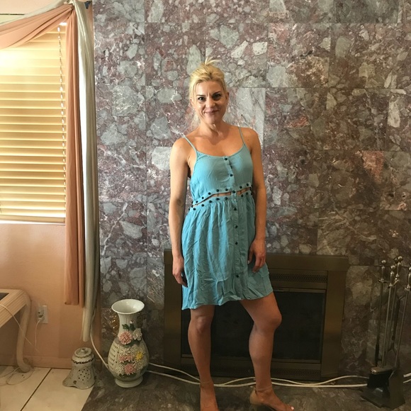 Be u dress 💜sale 💜 - Picture 3 of 8